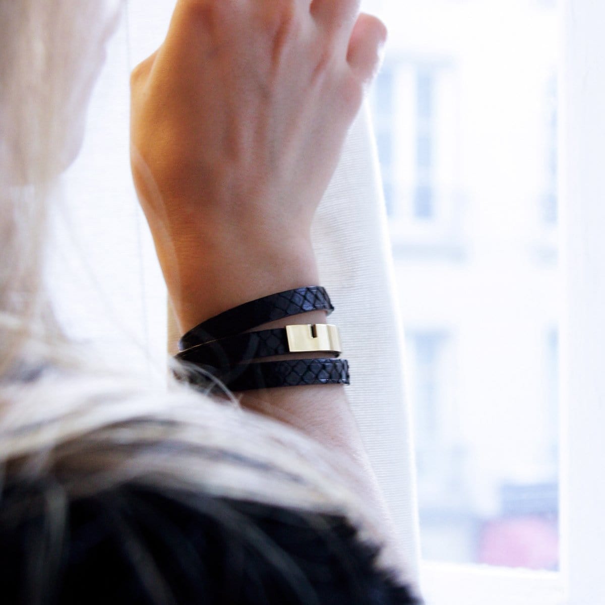 bracelet cuir femme luxe U'Turn triple python noir or